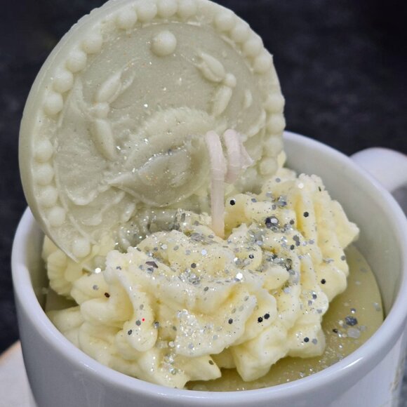 Cancer Zodiac Candle Gift Set ✦ Scented Mug Candle + Handmade Resin Keychain NWT - Picture 5 of 9